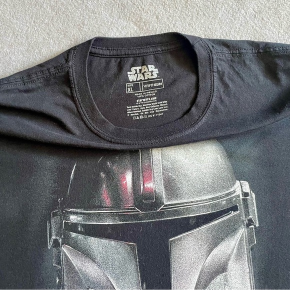 Star Wars The Mandalorian T-Shirt Black Size XL - Picture 2 of 6
